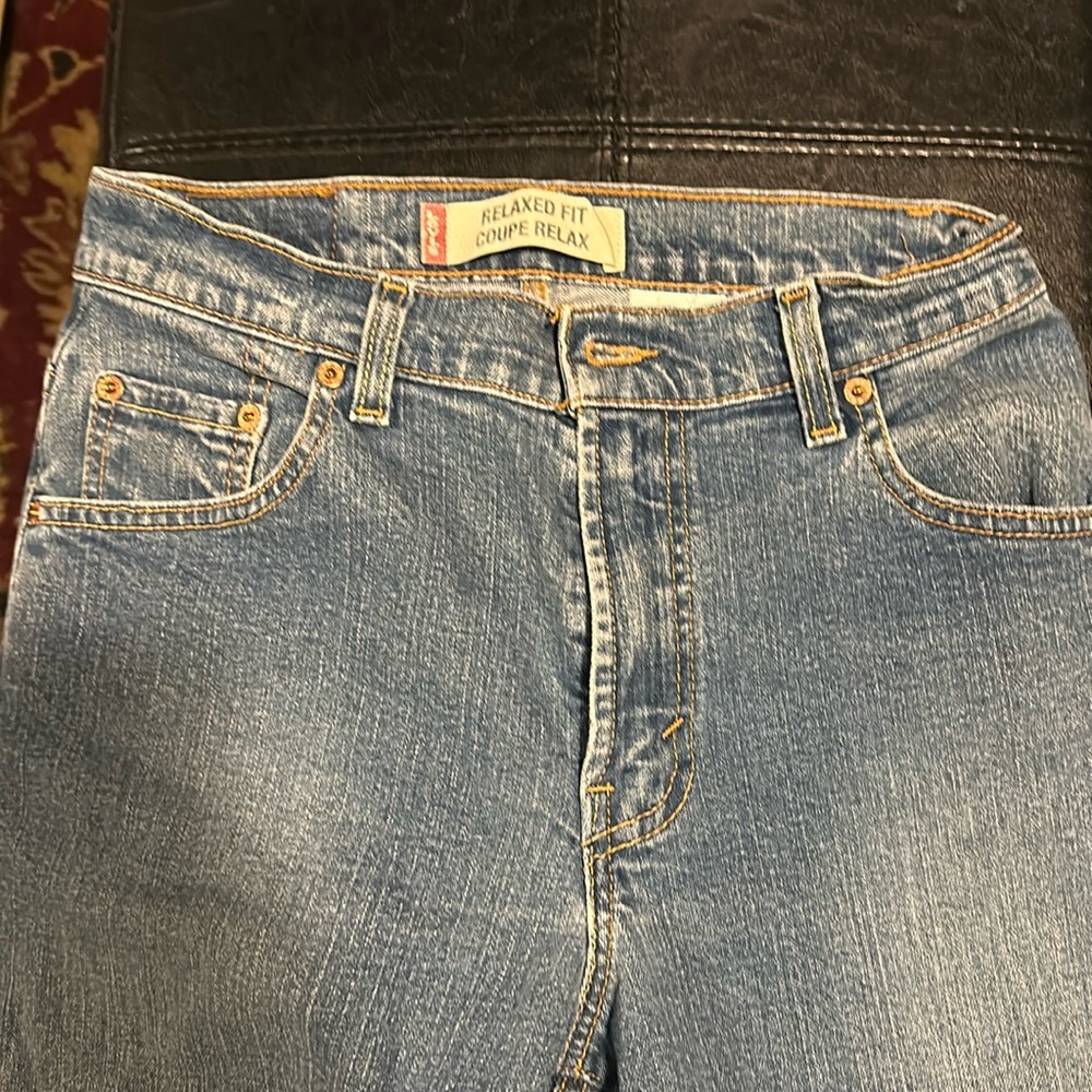 Levi’s straight leg jeans